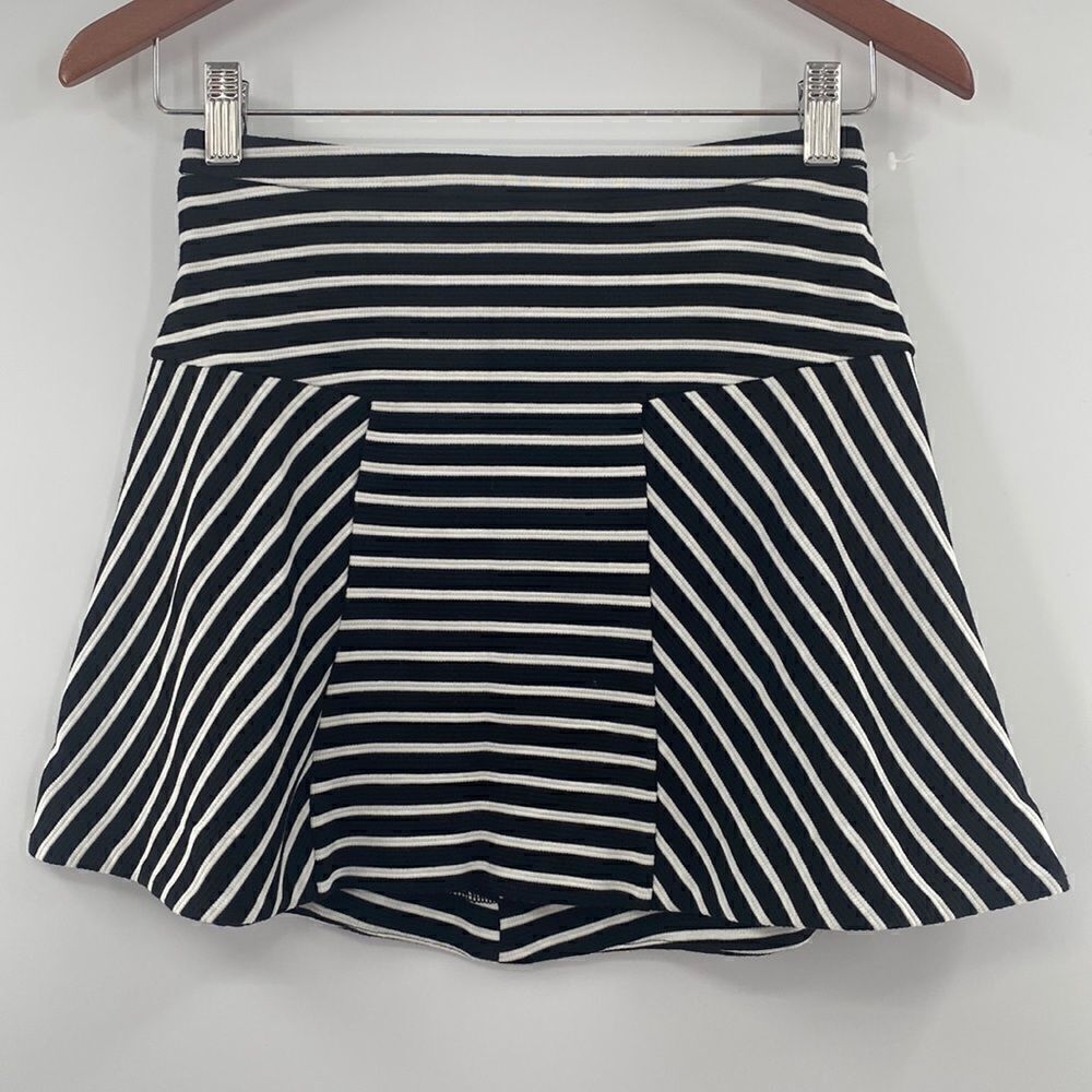 Candies Black & White Skirt size 0